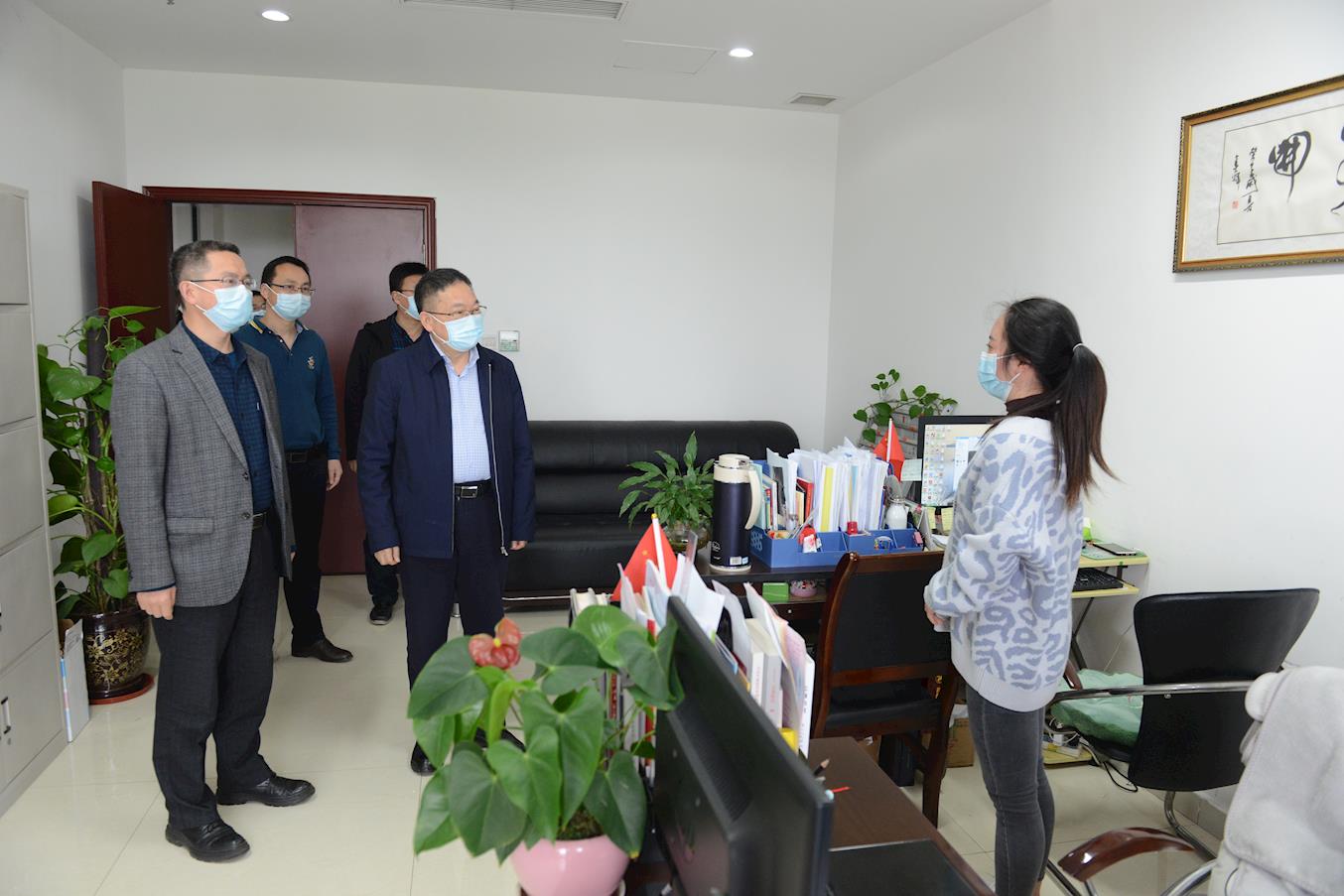 25a94f7db518419a99910d4af306a5df.JPG 25a94f7db518419a99910d4af306a5df.JPG