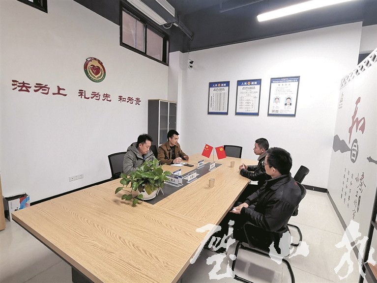 c8c23b9959644f9394625d1df0724bde.jpg c8c23b9959644f9394625d1df0724bde.jpg