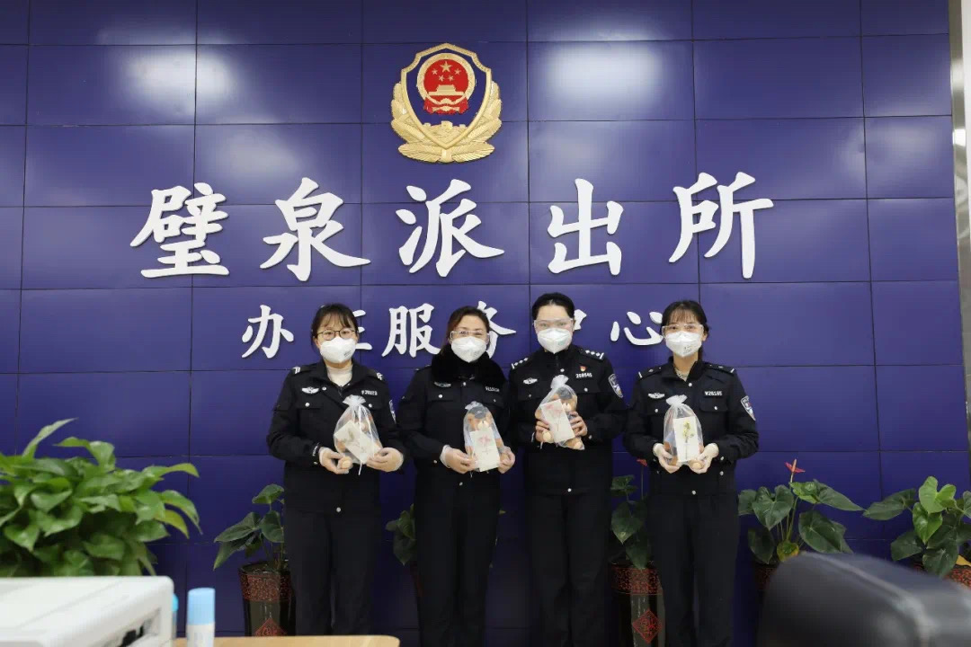 cb65165ebf5a44e595a2165087864732.jpg cb65165ebf5a44e595a2165087864732.jpg